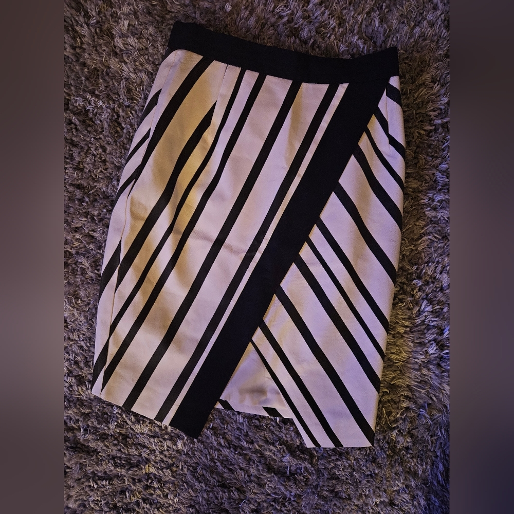 H&M tulip skirt